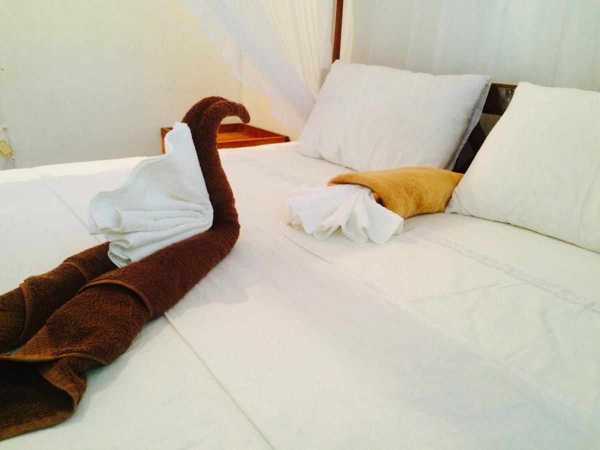 The Breeze Mirissa Bed & Breakfast エクステリア 写真